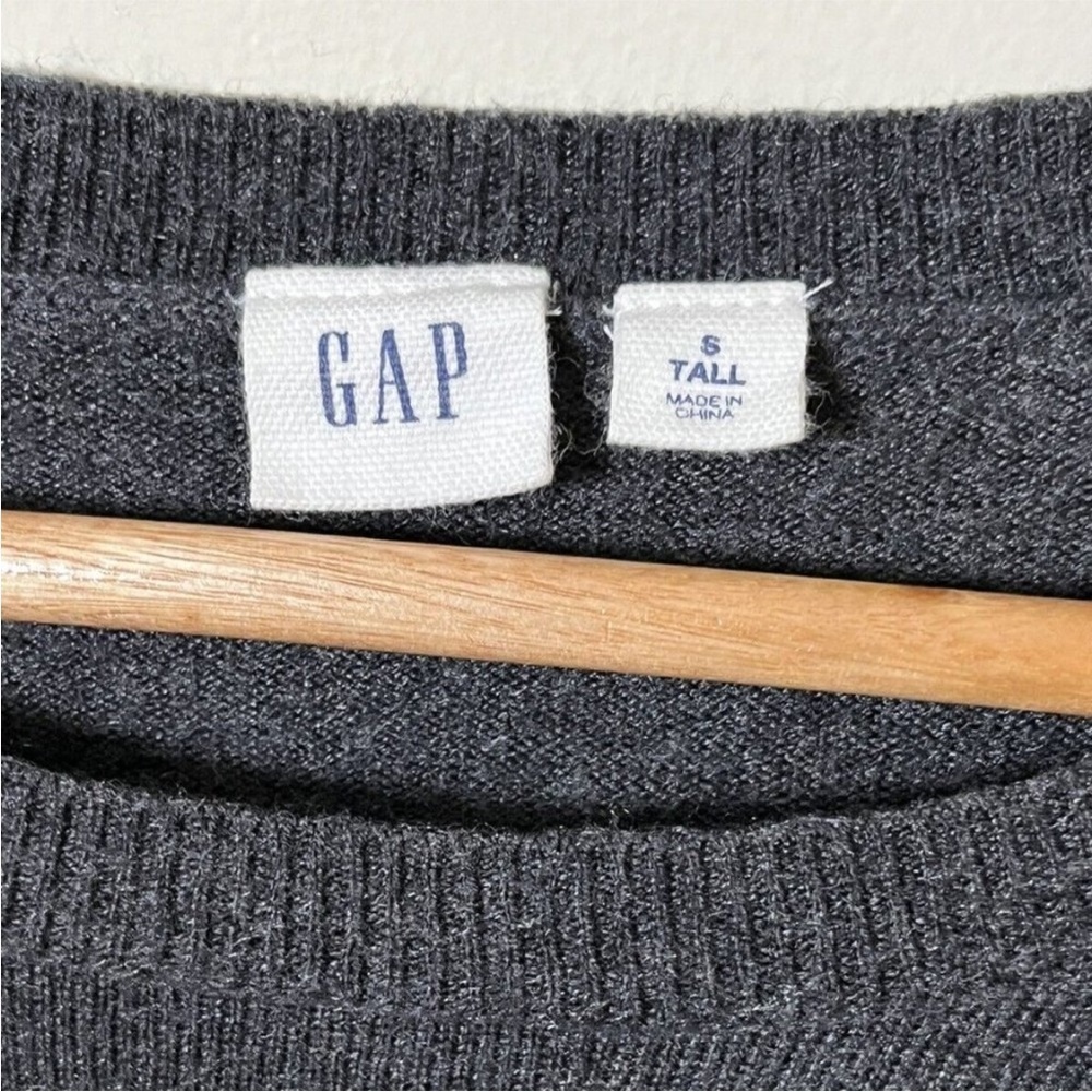 GAP Star Pattern Sweater - Picture 4 of 5